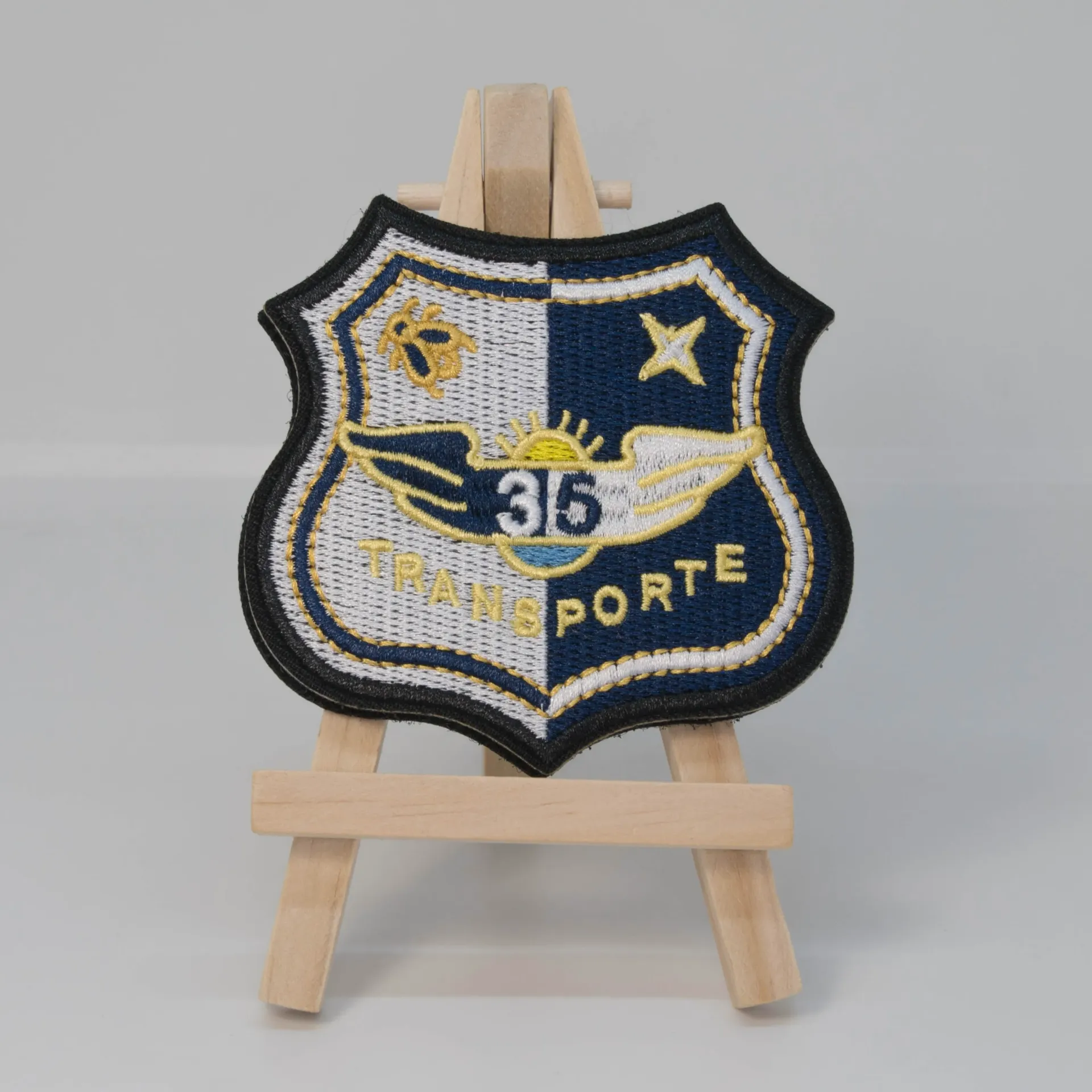 Parche bordado ALA 35